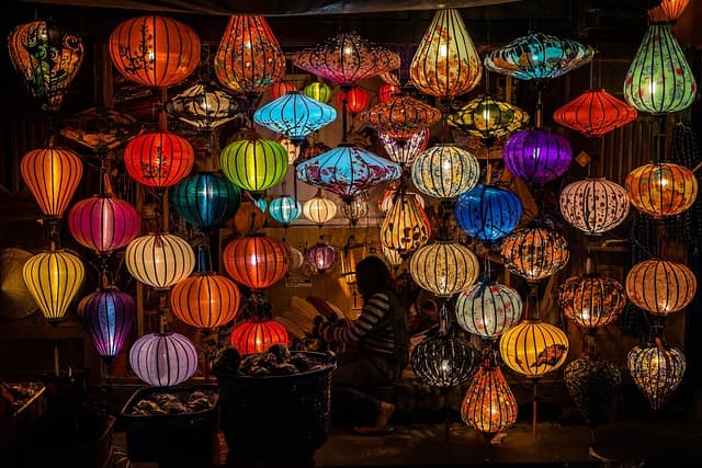 Les Meilleurs Festivals Insolites à Découvrir en Voyage